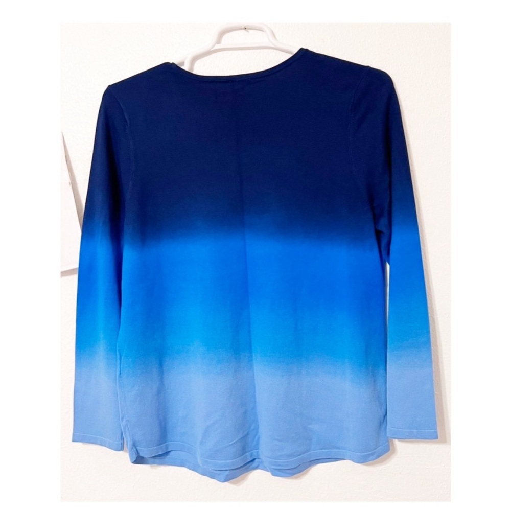 Chico's Dip Dye V-neck Pullover Lightweight Sweater Gradient Blue Long Sleeve - Picture 4 of 8